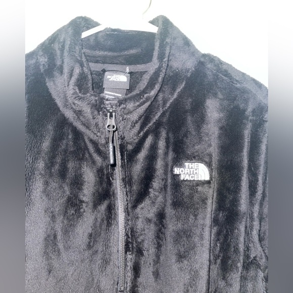 The North Face Plus Size Fuzzy Pull Over Sweater Jacket - Picture 11 of 12